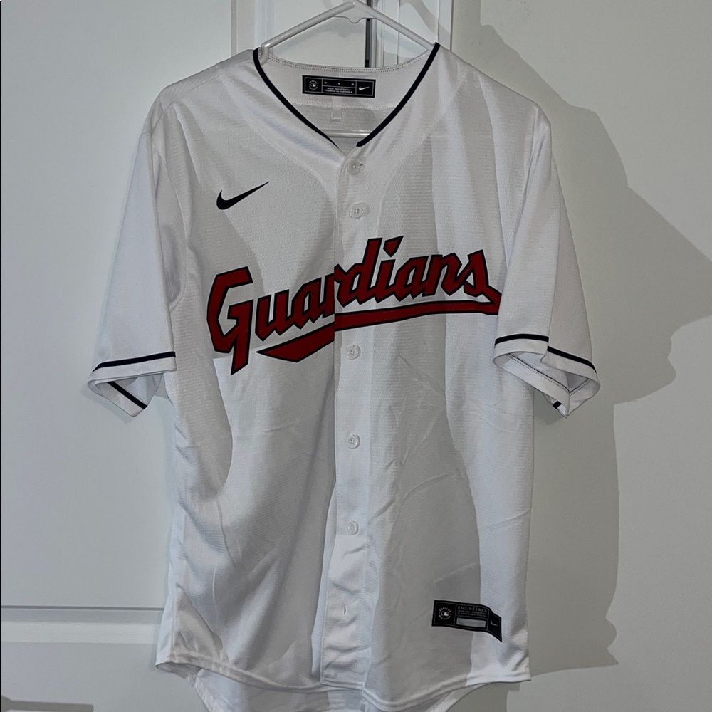 New Nike Cleveland Guardians MLB Logo Back Coolbase Baseball Jersey M Authentic